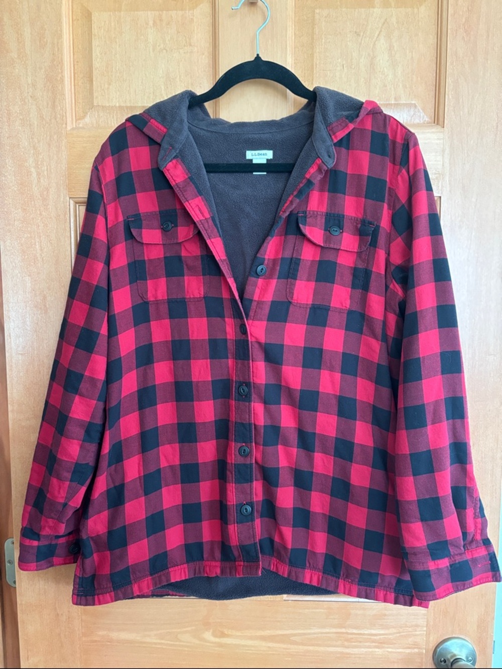 L.L. Bean Red and Black Buffalo Plaid Fleece Lined Hooded Flannel Shacket